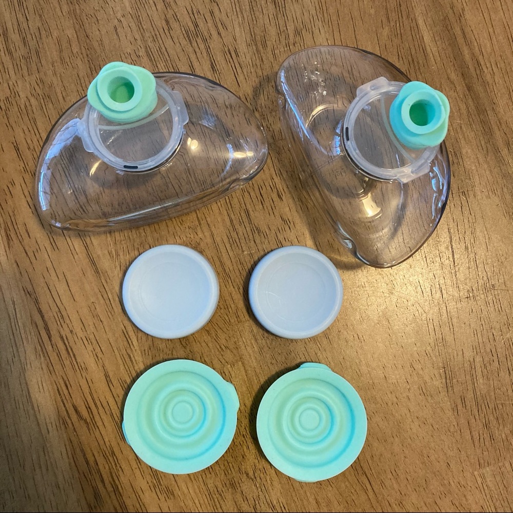 Elvie storage bottles and 21mm flanges